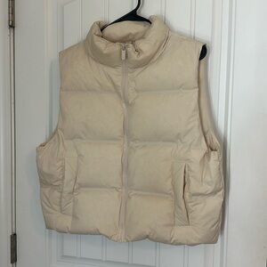 Beautiful Nuuds Bone Puffer Vest Size Medium